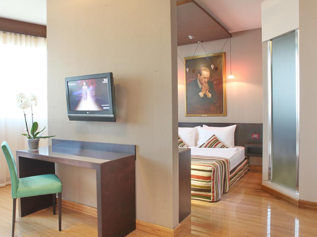 Design Hotel Mr. President Garni Belgrado Exterior foto
