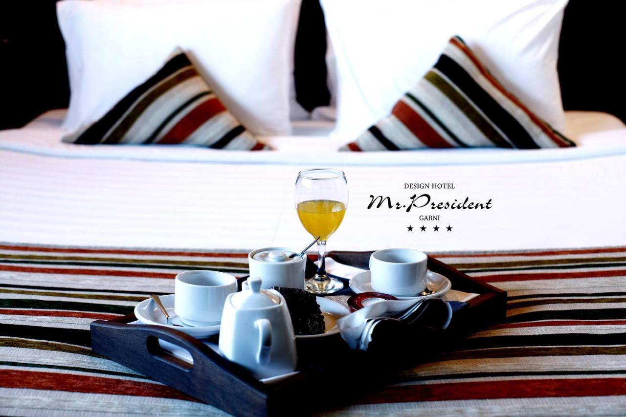 Design Hotel Mr. President Garni Belgrado Exterior foto
