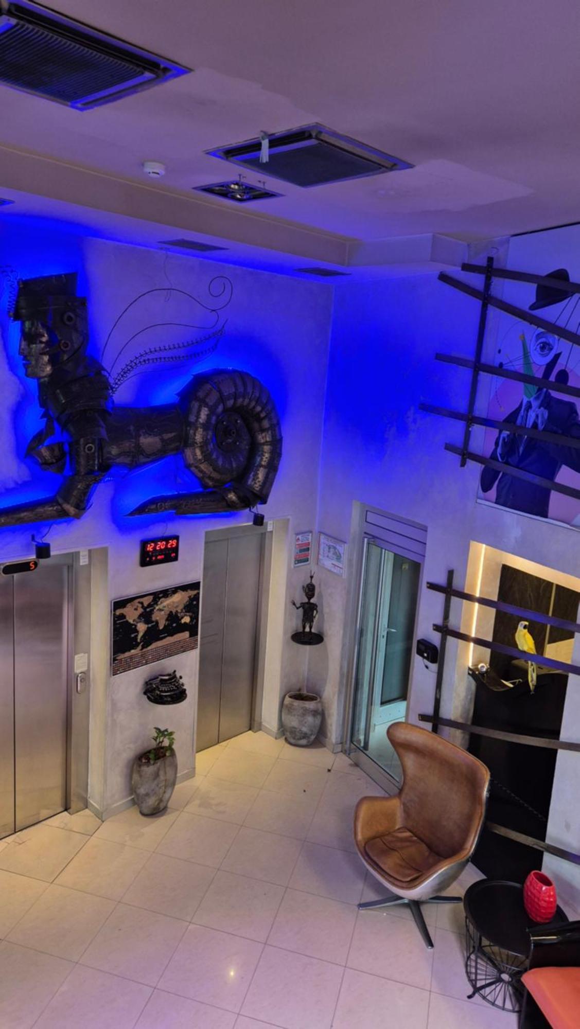 Design Hotel Mr. President Garni Belgrado Exterior foto