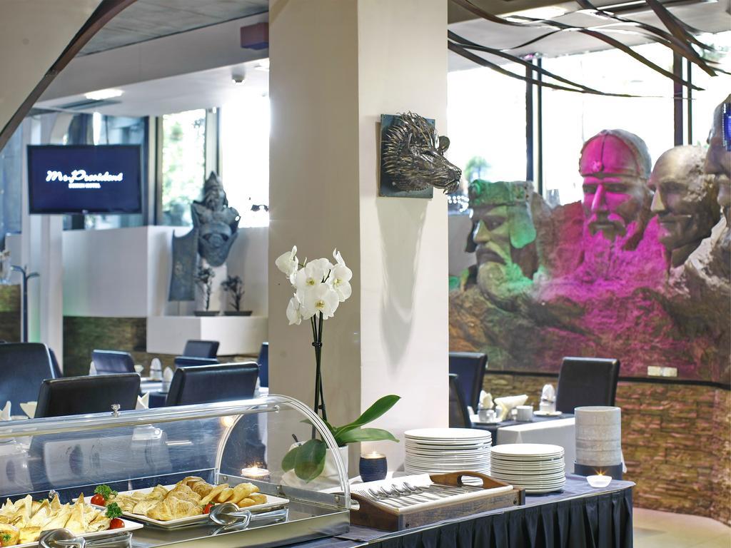 Design Hotel Mr. President Garni Belgrado Exterior foto